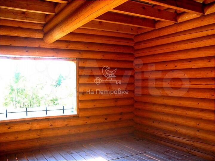 Дом 360 м² на участке 8,1 сот.