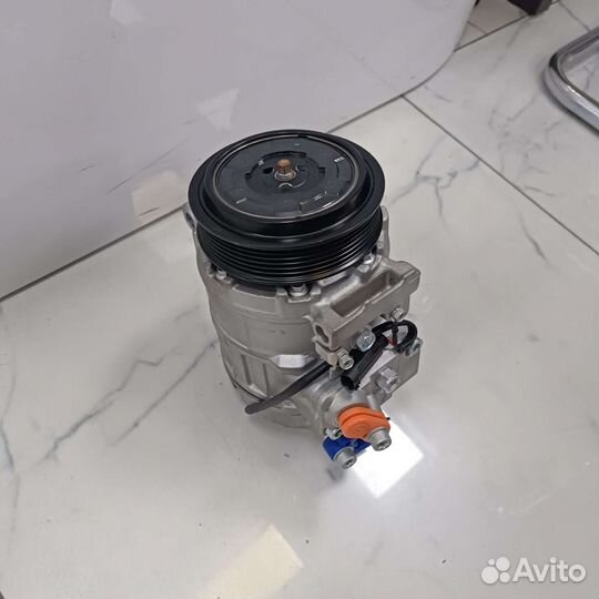 Компрессор кондиционера Mercedes-Benz