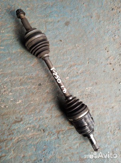 Привод левый Toyota Avensis T250