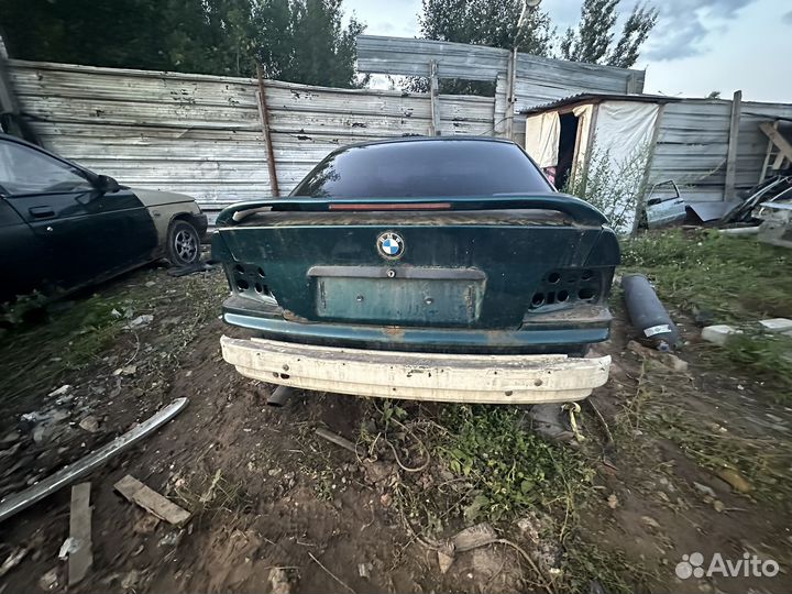 Крышка багажника bmw e36