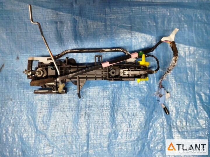 Ручка двери передний правый toyota SAI