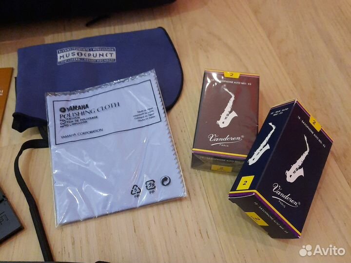 Альт-саксофон Yamaha YAS-280 (из Швейцарии)