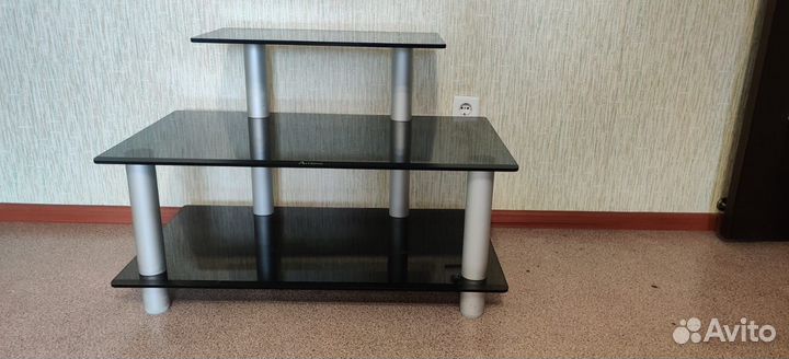 Журнальный столик