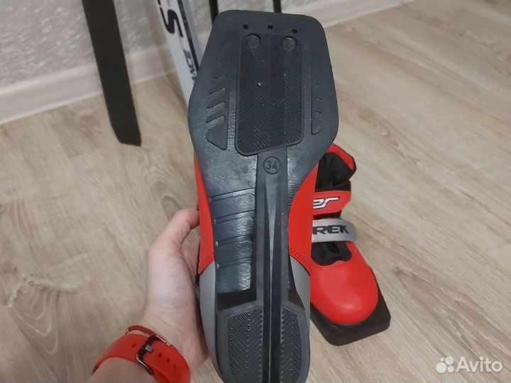 Лыжные ботинки