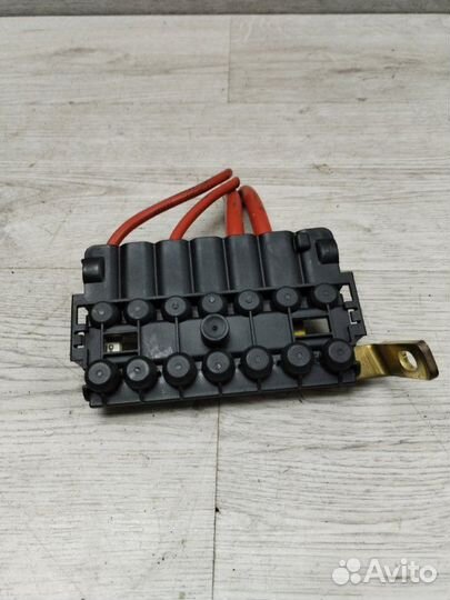 Блок силовых предохранителей Mercedes Sprinter 906