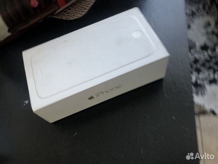 Коробка от iPhone 6