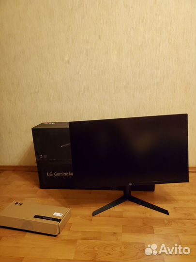 LG UltraGear 32GK850F-B 31.5 144Гц в отл.сост