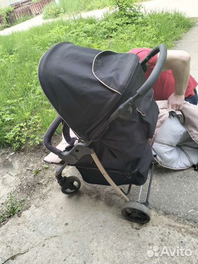 Прогулочная коляска бу