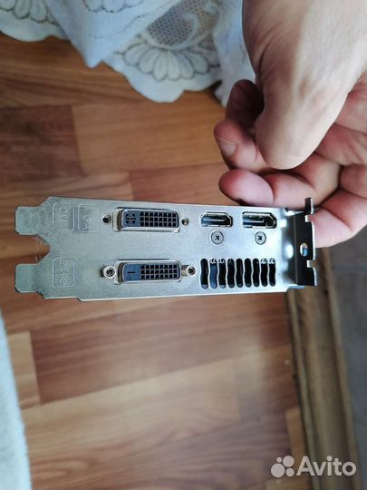 Видеокарта 2гб