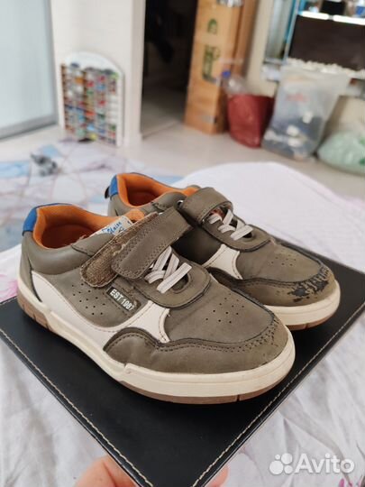 Кроссовки 32 размер для дачи, деревни