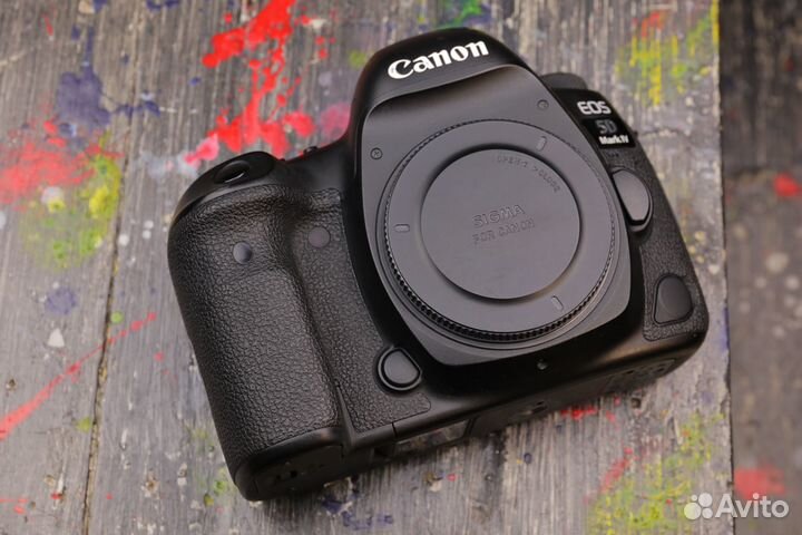 Canon EOS 5D Mark IV Body s/n 488