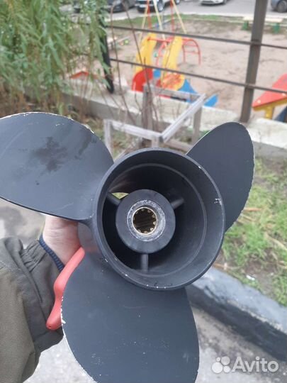 Винт для лодочного мотора suzuki