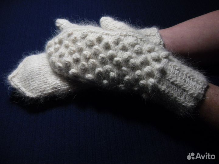 Варежки женские из собачьей шерсти В горошек