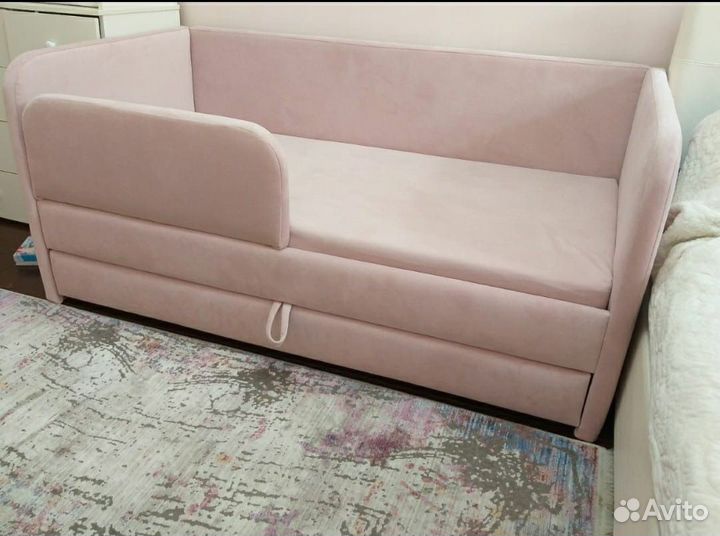 Детская кровать-диван Малика и Малика лайт