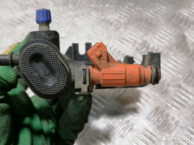 Форсунка двигателя Peugeot 307 2001 2008