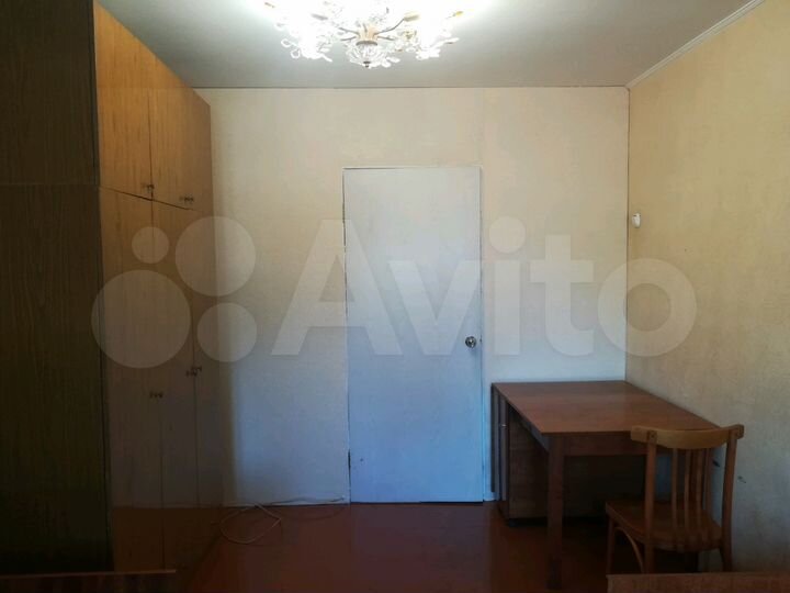 Комната 14 м² в 3-к., 1/5 эт.