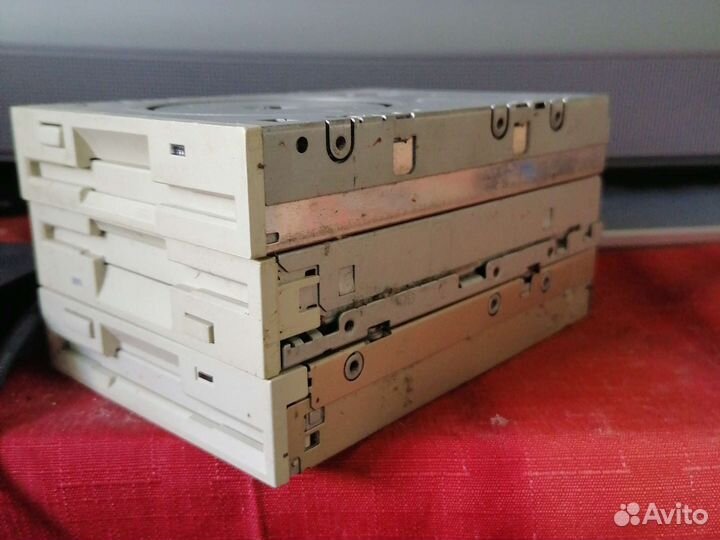 Флоппи дисковод