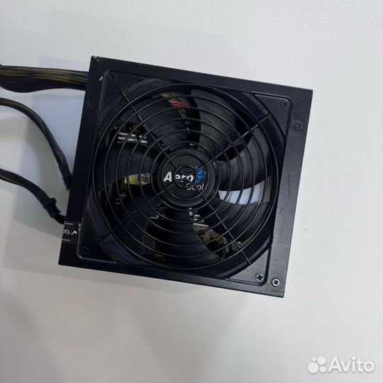 Блок питания Aerocool kcas-650M, 650Вт 80+ bronze