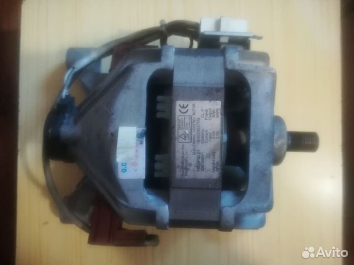 Двигататель стиральной машины