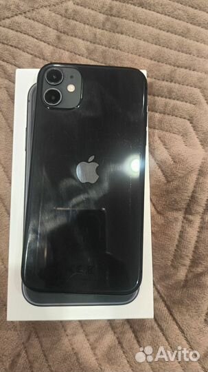 iPhone 11, 64 ГБ