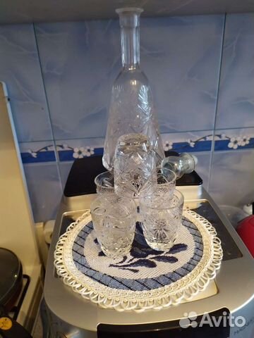 Хрустальный графин и 5 стопок
