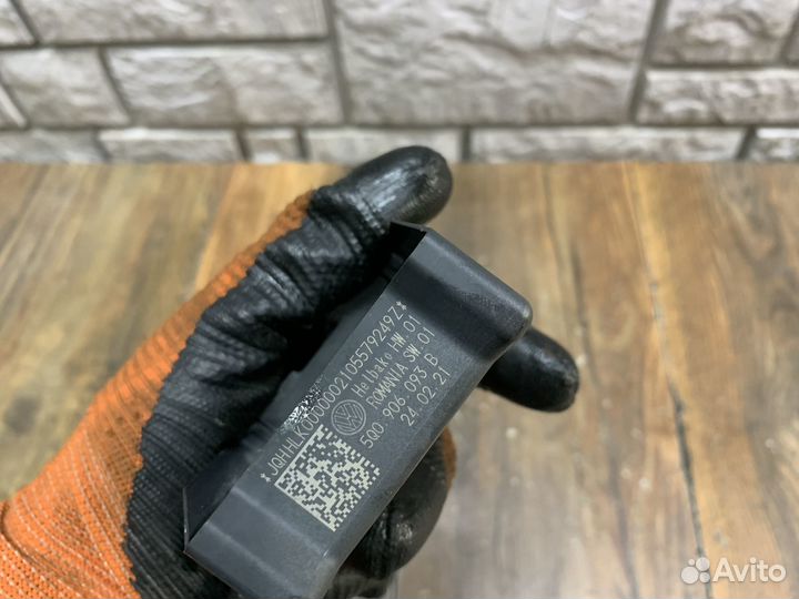 Skoda Karoq Блок электронный топливного насоса