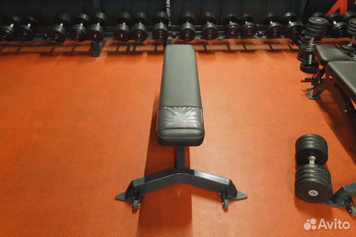 XR301 скамья горизонтальная X-line R