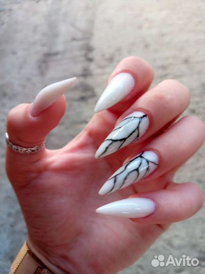 Маникюр