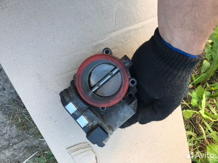 Дроссельная заслонка Mercedes C-Class W203