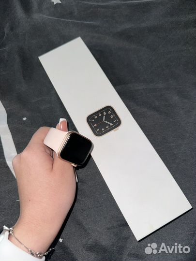 Apple watch SE первое поколение