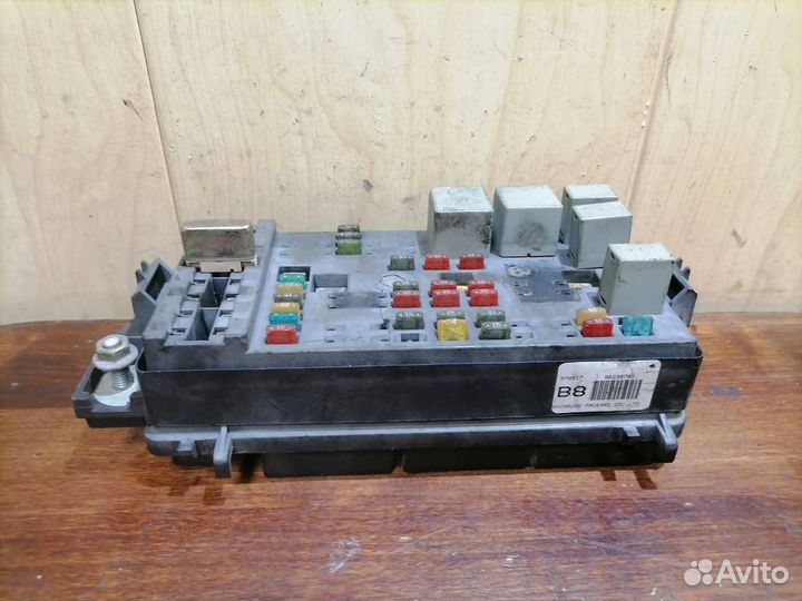 Блок предохранителей Daewoo Nubira J100