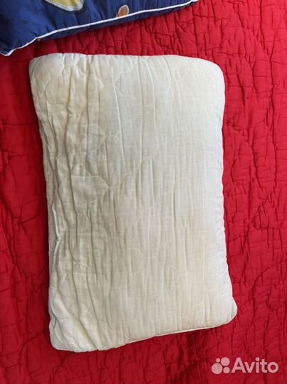 Подушки б/у на арендные квартиры или перешив