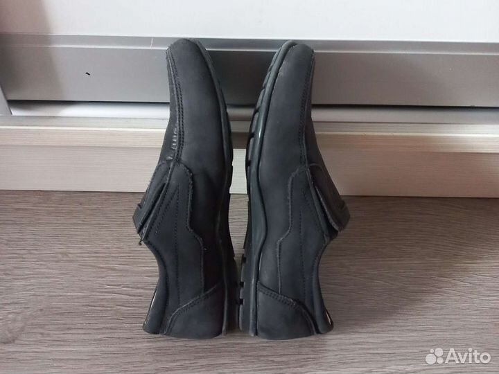 Туфли чёрные мальчику Испания р - р 29