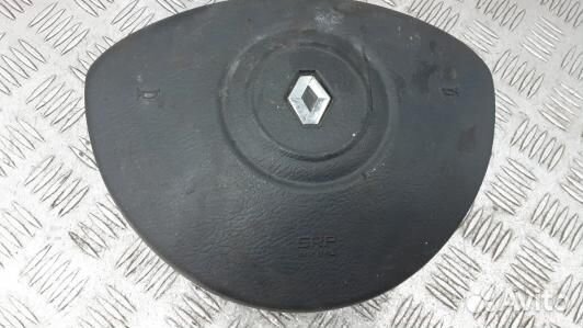 Подушка безопасности водителя renault clio 3 (GBE0