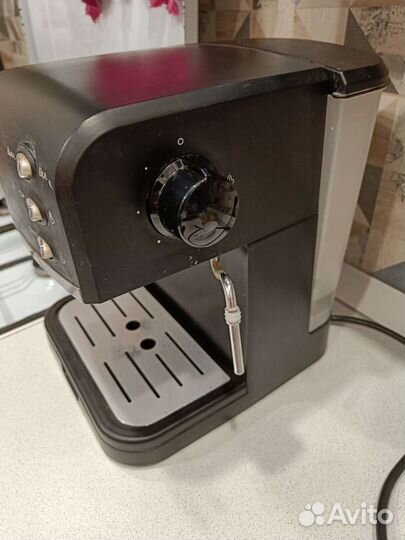 Кофеварка рожковая kitfort