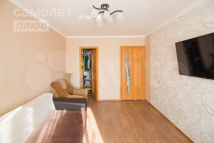 2-к. квартира, 48 м², 5/5 эт.