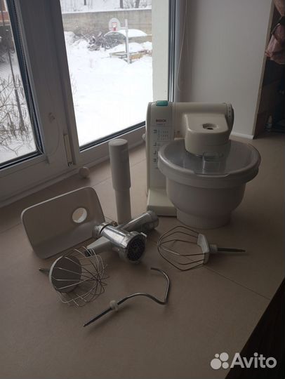 Кухонный комбайн bosch mum 4