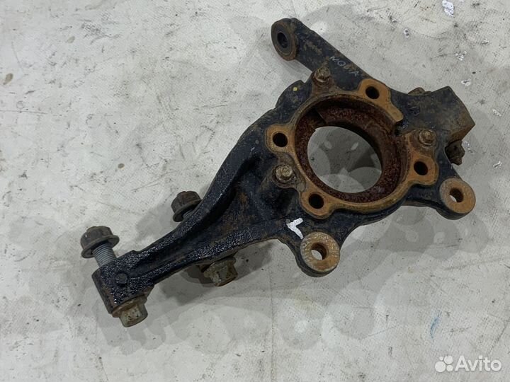 Поворотный кулак передний левый KIA K5 DL3