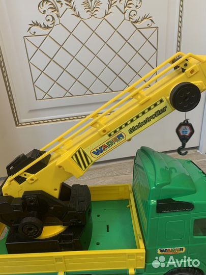 Игрушки машина большая