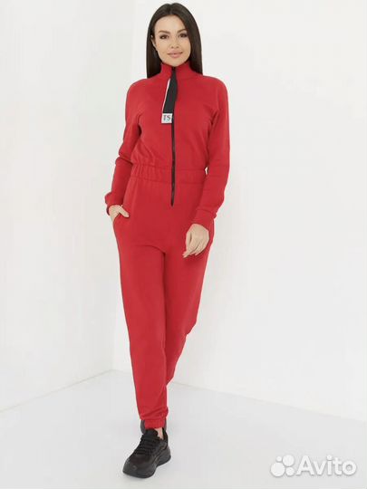 Комбинезон женский спортивный 44