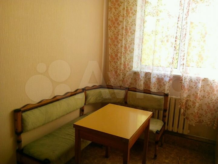 Комната 23 м² в 4-к., 1/1 эт.