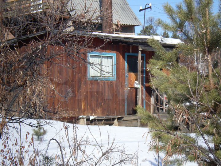 Дача 15 м² на участке 5 сот.