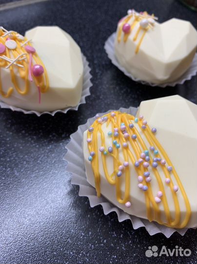 Шоколад ручной работы и чайные бомбочки