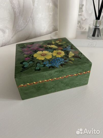 Шкатулка деревянная с росписью лакированная