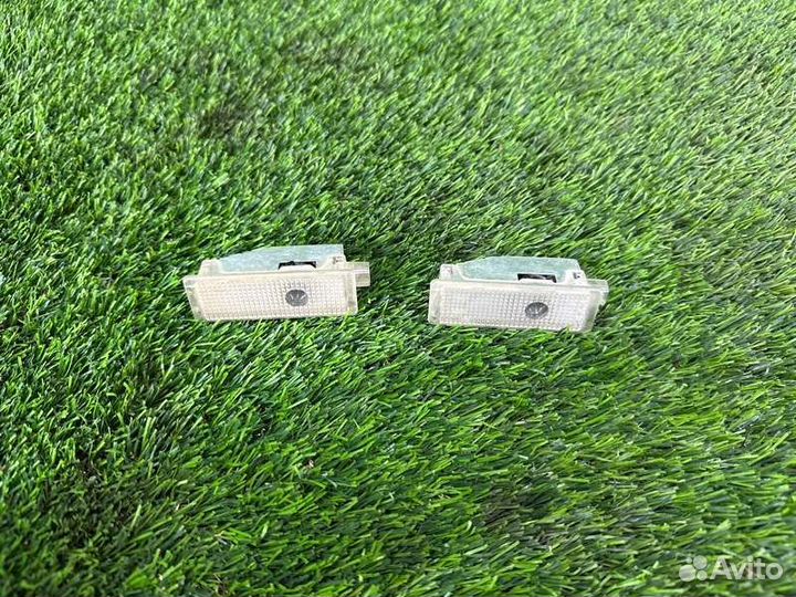 Подсветка двери Bmw 5 E60 M54B30 2003