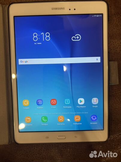Планшет Samsung SM-T555
