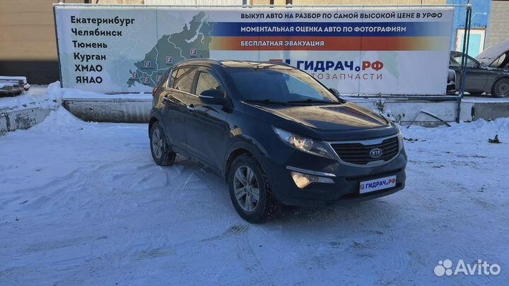 Направляющая стекла двери Kia Sportage (SL) 835103