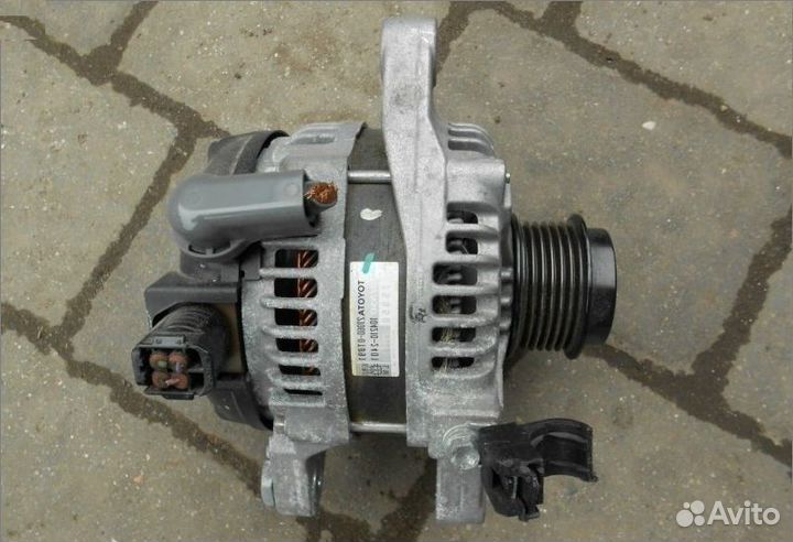 Генератор на toyota corolla 150