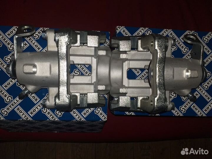 Cуппорт задний VolkswagGolf 4 Bora