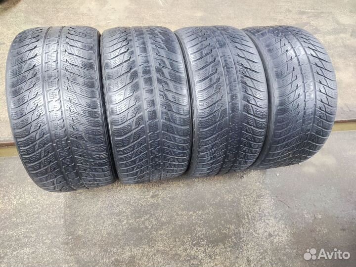 Nokian Tyres WR SUV 3 295/35 R21 107V